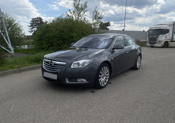 Opel Insignia cena 22300 przebieg: 306000, rok produkcji 2011 z Czchów małe 121